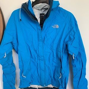 THE NORTH FACE RAIN JACKET